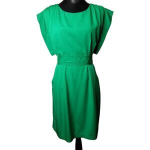 *SOLD*   Eliza J Captivating Emerald Green Cocktail Dress - 6